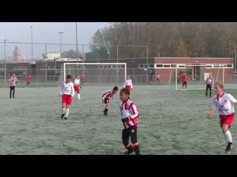 Zaterdag 12-11-2016: Alphense Boys JO11-1 - Noordwijk JO11-1, (eindstand 4-6)