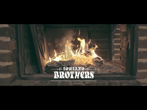 LOWLAND BROTHERS - Sunburns in December (Live Session)