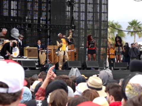 Jimmy Cliff & Tim Armstrong - The Harder They Come @ Coachella (2012/04/13 Indio, CA)