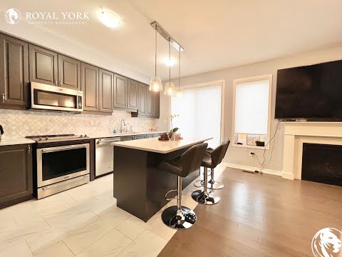 32 Littlebeck Crescent, Whitby, Ontario L1P 0G4