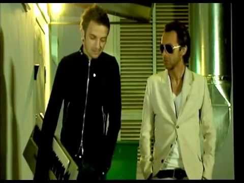 Dazzle Dreams - S.O.S