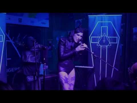 STRVNGERS - People Are Strvnge