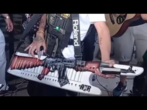 PABLO LESCANO EN EL CUMPLEAÑOS DE L-GANTE - DILLOM - PERRO PRIMO - FIDEL NADAL - RODRIGO QUIROZ