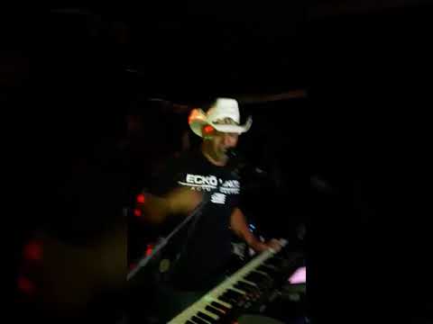 DANIEL COSTA. O SWINGÃO DO BRASIL