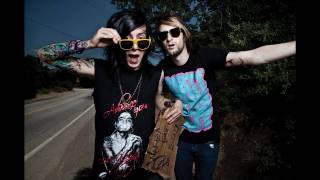 Velvet - Breathe Carolina with lyrics by LeeringLyrics