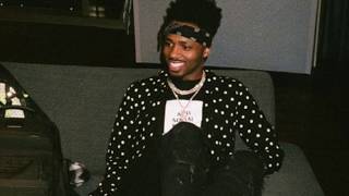 No Complaints (Remix) (feat. Drake &amp; Yung Shlump) (prod. Metro Boomin)