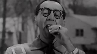 Download lagu Nestlé Chunky Candy Bar What A Chunk Of Chocolate 1955 TV Commercial HD mp3