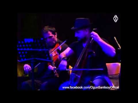 Ogün Sanlısoy - Bu Ne Biçim Aşk -  Konser (Ege Üniversitesi)