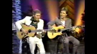 Chet Atkins and Steve Wariner - "Wildwood Flower"