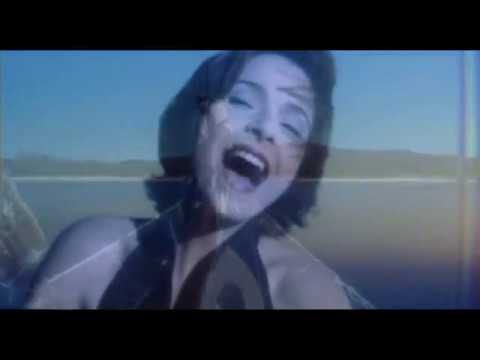 Carlos Núñez & Anabela Pires - El Pozo de Arán (Videoclip, 2000) CELTIC MUSIC FROM GALICIA