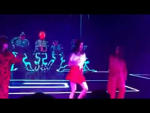 [20150210] Cecilia Boey performing BigBang's Fantastic Baby & T-ARA's Little Apple