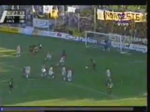 27-12-2001 | OLIMPO 4-0 Instituto. Gol de Ceferino Díaz (1-0).
