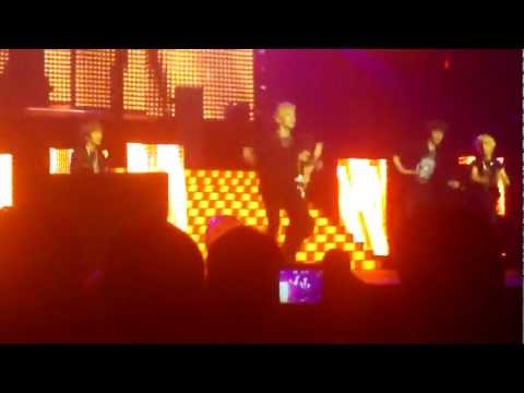 111126 [FANCAM] KPOP MASTERS RING DING DONG - SHINee