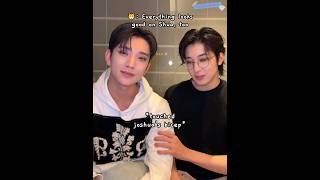 Download lagu #joshua and #wonwoo praising each other's hair and admiring shua's muscle 😆 #seventeen mp3 Download lagu #joshua and #wonwoo praising each other's hair and admiring shua's muscle 😆 #seventeen mp3