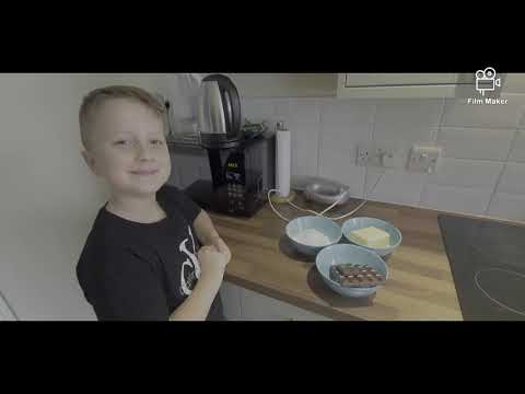 Baking Sunday with Keisijs.