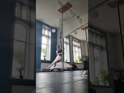 Beautiful pole flow - pole strap - pole dancing