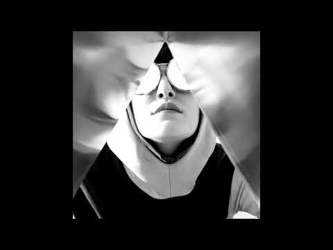 Ana Cristina "A-C" Leonte - Stay With me // Boxes collab