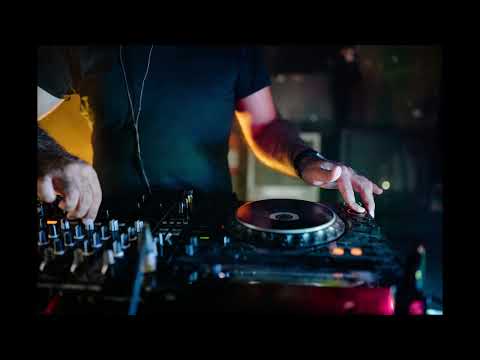 HUGEL ft. Lorna & Jenn Morel - Tamo Loco (Official Lumberjack Remix)