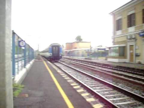 E656 433 in testa all' ESPRESSO 853