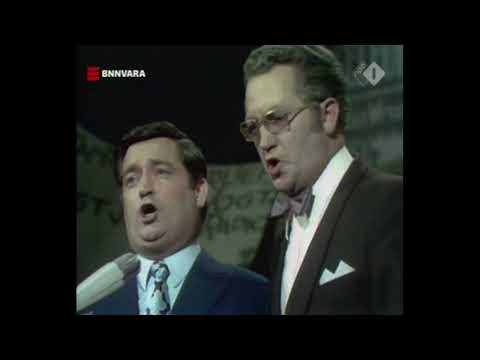Willy Alberti & Johnny Jordaan - Nou Tabé Dan (Live 23 November 1970) HD