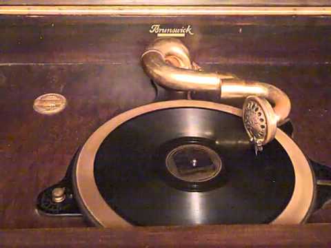 BERNIE CUMMINS - MY BLACKBIRDS ARE BLUEBIRDS NOW - ROARING 20'S BRUNSWICK CORTEZ
