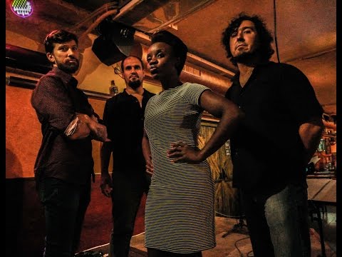 The Lucky Dices - Rolling like a big wheel