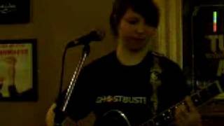 Dancing on the tables live