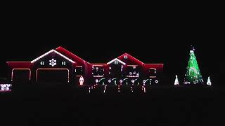 Silver Bells (Meaghan Smith) Christmas Light Show 2022