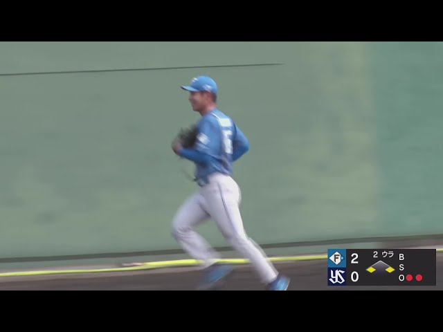 [Miyazaki PL] The Fighters 'Kazuki Miyazaki makes a great return from left field to home plate to prevent a run! October 7, 2025 Tokyo Yakult Swallows vs. Hokkaido Nippon-Ham Fighters