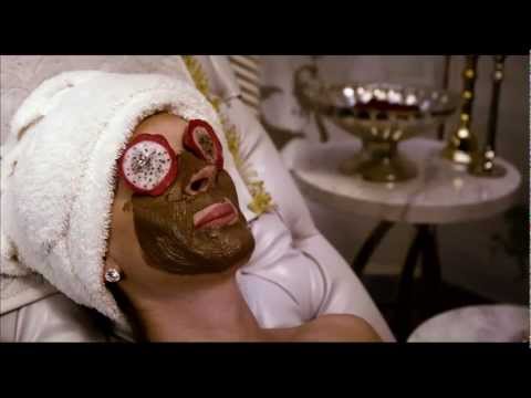 Mirror Mirror - Treatment