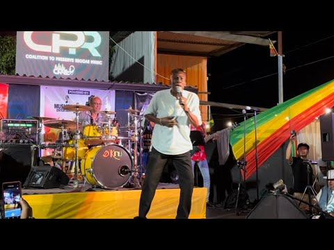 Leroy Sibbles Rocked The Crowd In Tribute To TABBY DIAMOND Of Mighty Diamonds @ Rub A Dub Thursday