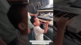 Download lagu bocil 3.5 tahun main orgen tunggal di pesta hajatan #musikhiburan #anak #music mp3