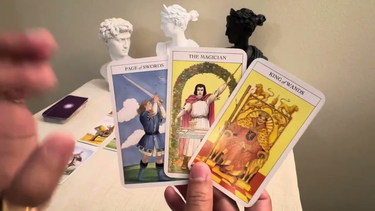 Vejo👀alguém que está muito mal😭precisando se desculpar com você.ImperadorTarot75 responde.