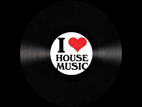 House Mix 08/2011 (Part 1) - MCSpeiba Essentials