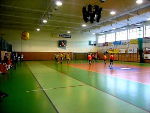 11.12.2011 Ogień w Szopie - Promil Zakrzewo 3:2 (1:1)