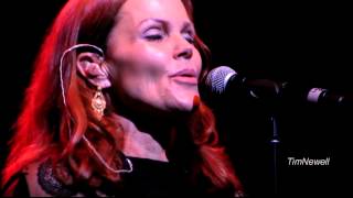 THE GO-GO&#39;s (HD 1080p) &quot;Fun With Ropes&quot; - Milwaukee 2013-07-03 - Summerfest