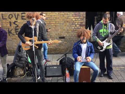 Pink Floyd, Wish you were here (2ICE cover) - Busking in the Streets of London, UK