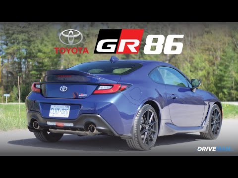 One Of The Best Sports Cars This Year // 2022 Toyota GR86 Premium Walkthrough - Driveman.ca