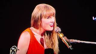 Taylor Swift I Look In People's Windows/Snow On The Beach Mashup Eras Tour Madrid 5/29/24