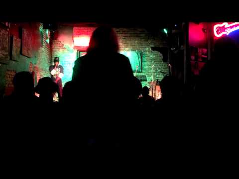 Rixstarr & G-Black- Feel The Rush (Live)