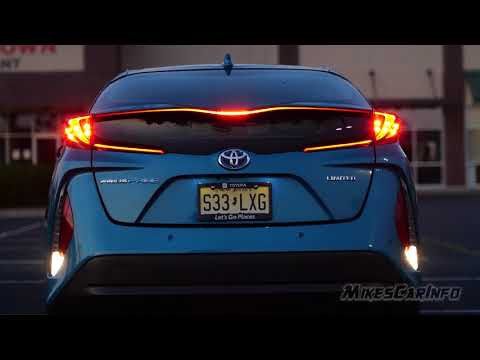👉 AT NIGHT: 2020 Toyota Prius Prime - Interior & Exterior Lighting Overview + Night Drive
