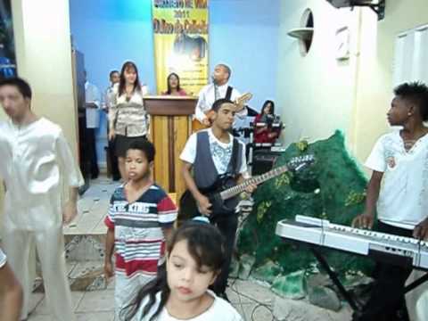 Quadrangular Vera Cruz....B.H...M.G...04-09-2011 - Aguas  que saram  - Louvor