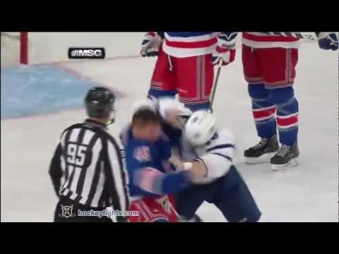 Mike Brown vs Kris Newbury