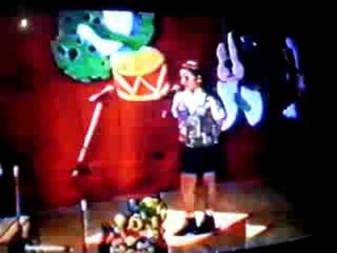 PICCOLOCORO DON BOSCO E MARTINA CANTANO "NONNO SUPERMAN"