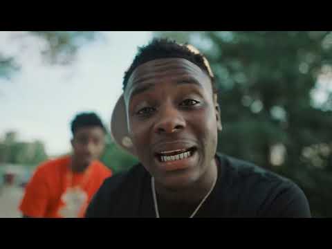 Ced Escobar ft Tgkommas - Street Life  (Official Video)