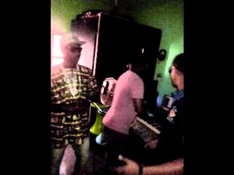 BUZZ:AROBASE MIX DROGBA Ft ALI SPYDI-KOUMBLE Act.2@Session Studio