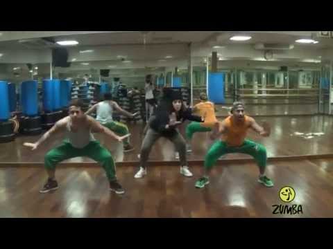 PASITO A PASO | Cumbia Pop | Andrea Stella | ZUMBA Dance Fitness