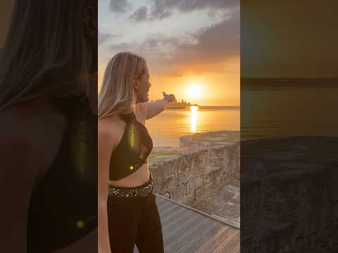 La Habana 😍 Cuba 💚 Atardeceres perfectos en la Divina Pastora 👌🏻 #cubanosporelmundo #cuba