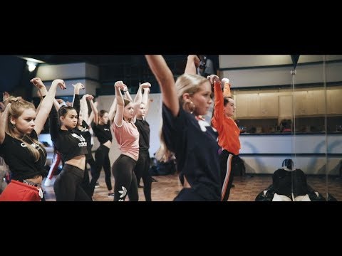 NEW YEARS DANCECAMP 2019 / Dansschool Jill Moves