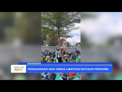 KAPOLRESTA JOGJA BAGIKAN CILOK KE PENDEMO